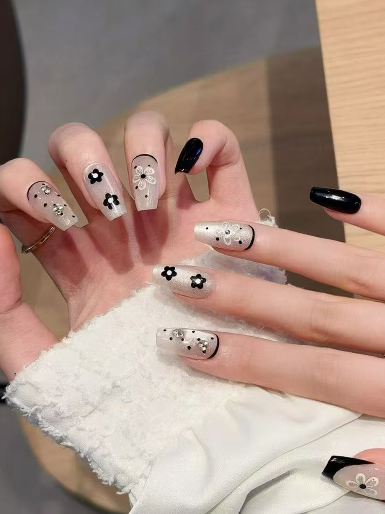 10Pcs Press on Nails Fake Nail - Nail Adhesive Tab 评论和价格