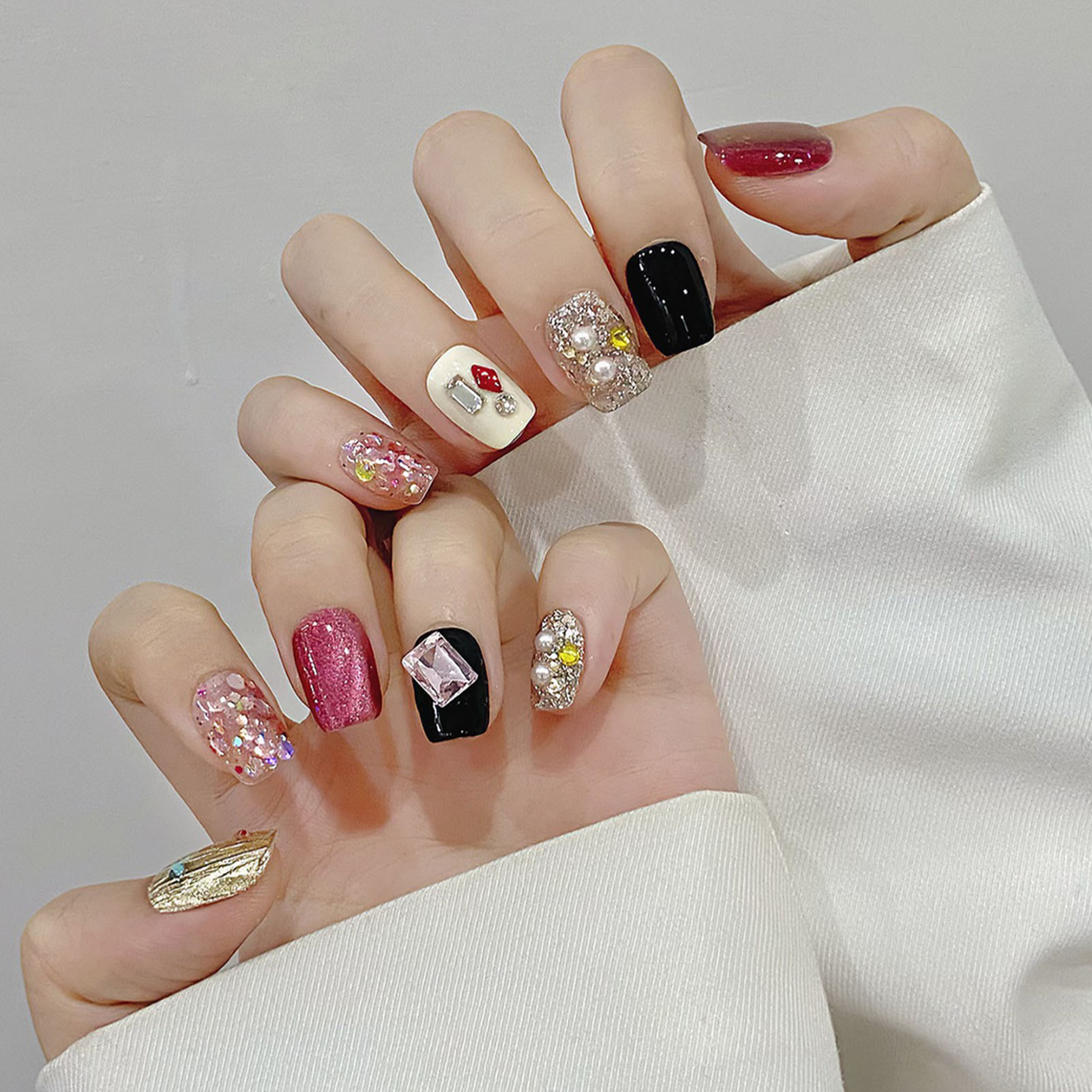Handmade Press on Nails Glitte - Nail Art Cat Eye 评论和价格
