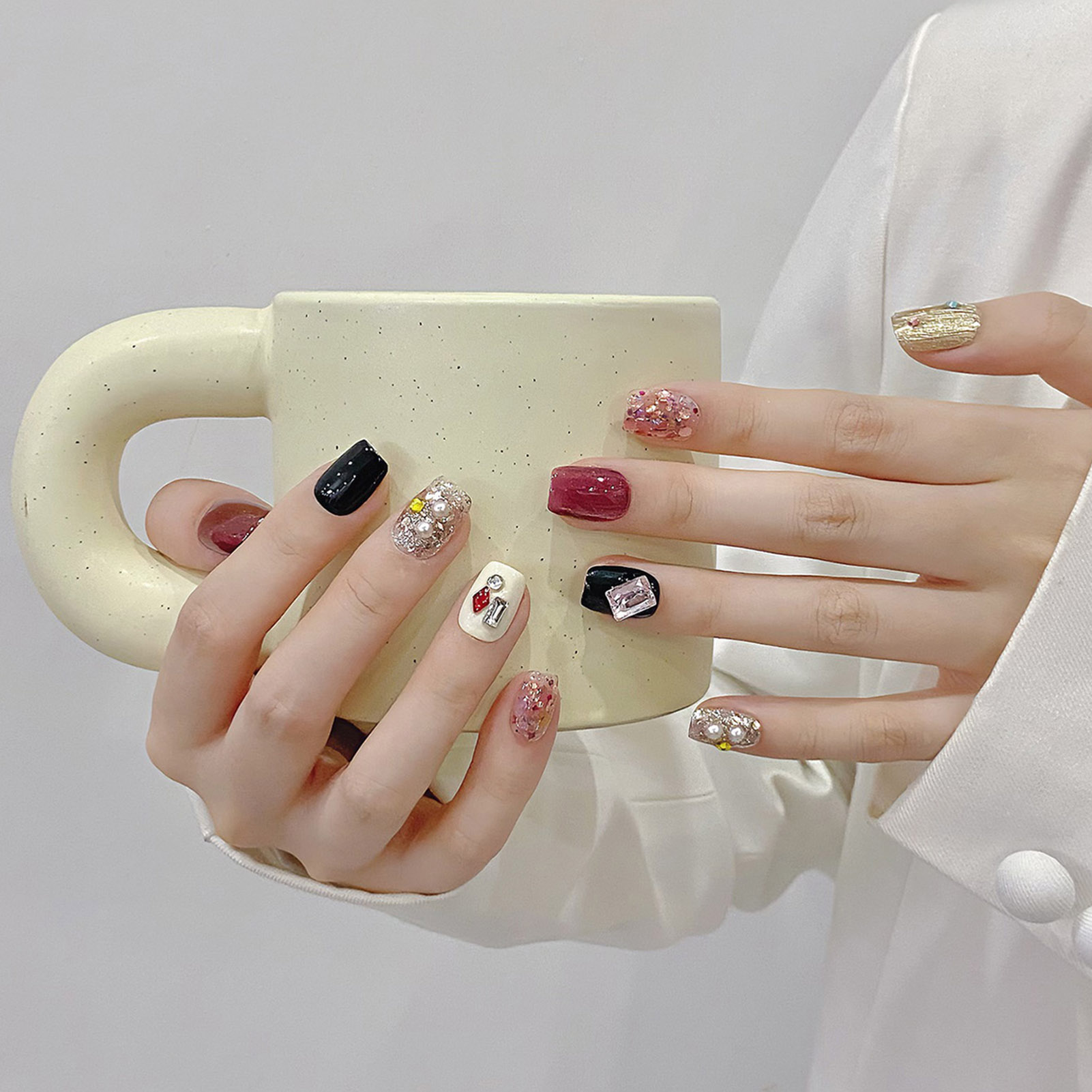 Handmade Press on Nails Glitte - Nail Art Cat Eye 评论和价格